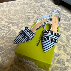 NWT 🎉🏷️ GIANNI BINI Heels - Slingback Navy🤍💙